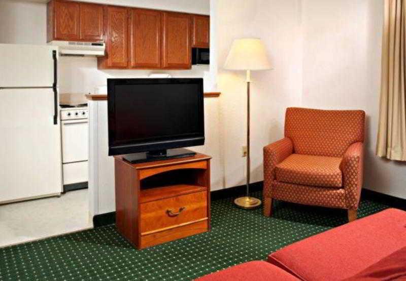 Sonesta Simply Suites Detroit Novi Rom bilde